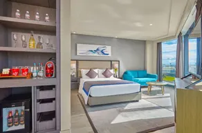 Savoy Hotel Manila near Airport NAIA Terminal 3 MNL - Room