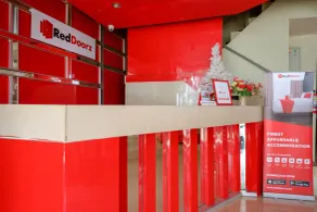 RedDoorz near Kendari Beach 2 - Reception