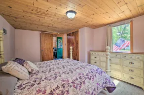 Charming Houghton Lake Cottage w/ Backyard! - Interiør