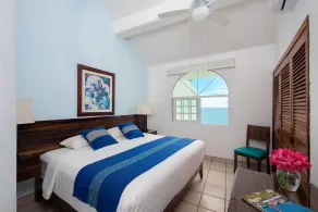 WIVC Casa de la Playa Condo - Literally on the Beach with Swimming Pool & Jacuzzi - Camera
