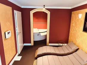 Luxus-See-Domizil mit Sauna, Kamin und Boot-130 qm für 6 Personen - Room