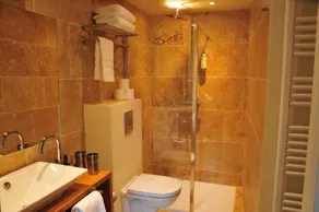 Hôtel Les Glycines - Bagno