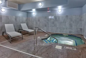 Holiday Inn Express Hotel & Suites Shakopee by IHG - Piscine
