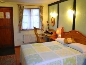 Six Bells - Room