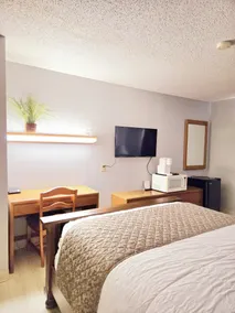 American Inn Ozark - Zimmer