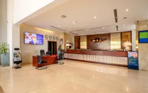 Golden Tulip Canaan Kampala - Reception