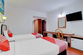 OYO 90697 Hotel Wisata - Habitación