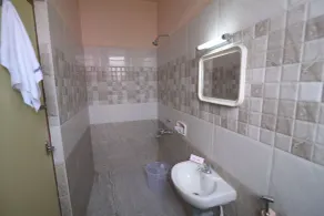 Hotel Vijay - Bathroom