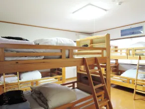 Beppu Yukemuri-no-oka Youth Hostel - Room