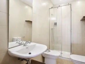 Limehome Granada Calle Santa Ana - Chambre