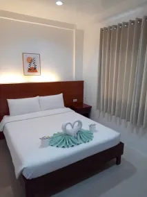 Zosimo's Inn - Room