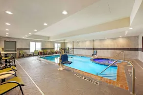 Best Western Plus Pratt - Pool