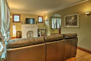 Cozy Duplex: Half Mi to Magic Bag & Woodward Ave! - Interior