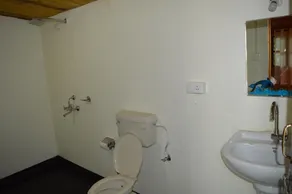 King Villa Goa - Bathroom