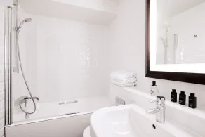Hôtel Plaza Tour Eiffel - Salle de bain
