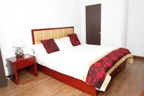 Kings Pavilion Suites Hotel - Habitación