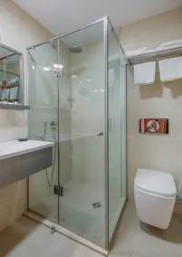 Urban Boutique Hotel - Bathroom