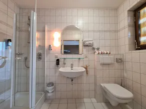 Hotel Goldenes Fass - Badezimmer