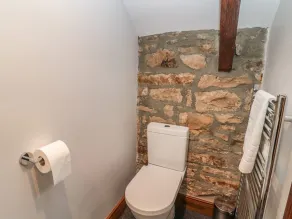 Granary Cottage - Bathroom