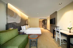 Amora Beach Resort Phuket - Chambre