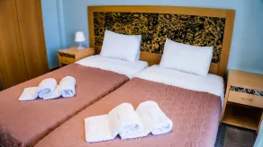 Milonas House Apartments - Room