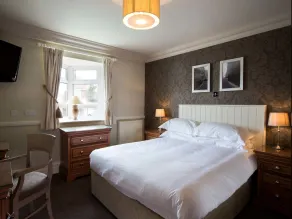 Botany Bay Hotel - Room