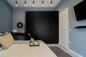 Stylish Designer 2BR Apartment by Dambovitei - Chambre