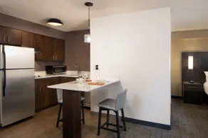 Sonesta ES Suites Fresno - Room