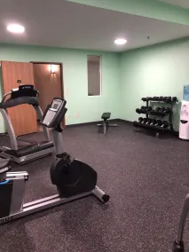Wingate by Wyndham Grove City - Salle de remise en forme