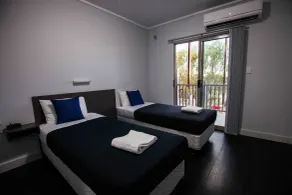 Beadon Bay Hotel - Room