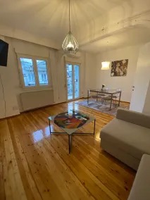 Modern, centrally located apartment - Vardagsrum