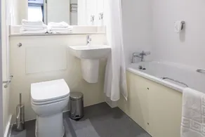 Green Lodge, Wirral by Marston's Inns - Salle de bain