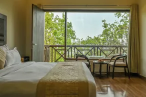 Aavaas Hill Resort - Room