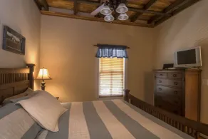 Calhoun House Inn & Suites - Chambre