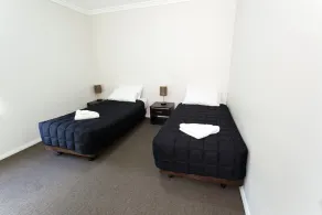 Bluegum Apartments - Room
