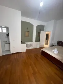 Dr. J. Spon Apartment - Rom