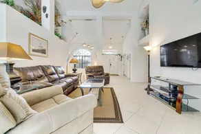 12 Mi to Disney: Secluded Family Home w/ Pool - Intérieur