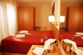 Hotel Majorca sul Mare in centro a Riccione con Area Fitness - Chambre