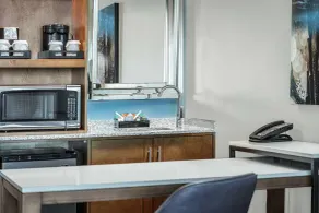 Embassy Suites by Hilton Sarasota, FL - Chambre
