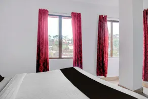 Hotel O Prachi villa - Værelse