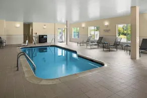 Fairfield Inn and Suites by Marriott South Boston - Pool