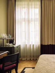 Sir Prague, part of Sircle Collection - Room