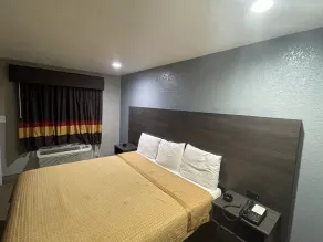 Southmore Boulevard Motel - Room
