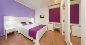 Hostal Adelino - Habitación