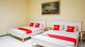 OYO 2085 Chrysanta Hotel - Værelse