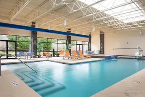 Holiday Inn and Suites Charleston West by IHG - Piscine
