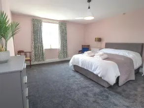 3 Cowper Place - Room