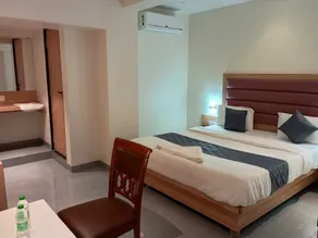 Hotel Legacy Inn - Room