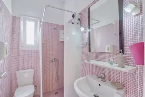 Pavlos Place - Bathroom