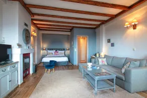 AlmondHouse Suites with Fireplace - ADULTS ONLY - Rom